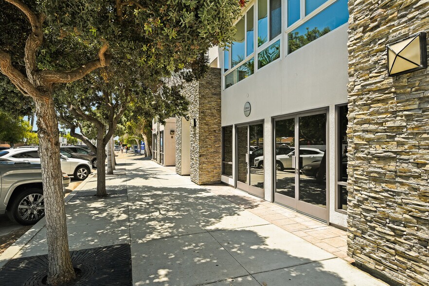 928-950 Hornblend St, San Diego, CA à vendre - Photo de l’immeuble – Image 3 sur 22