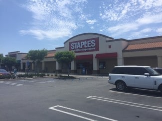 Plus de détails pour 2000-2094 N Tustin St, Orange, CA - Local commercial à louer