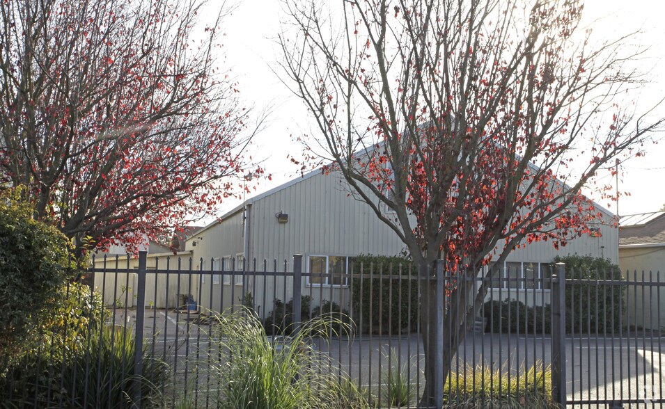 768 Stewart Ct, Alameda, CA à louer - Photo de l’immeuble – Image 3 sur 3