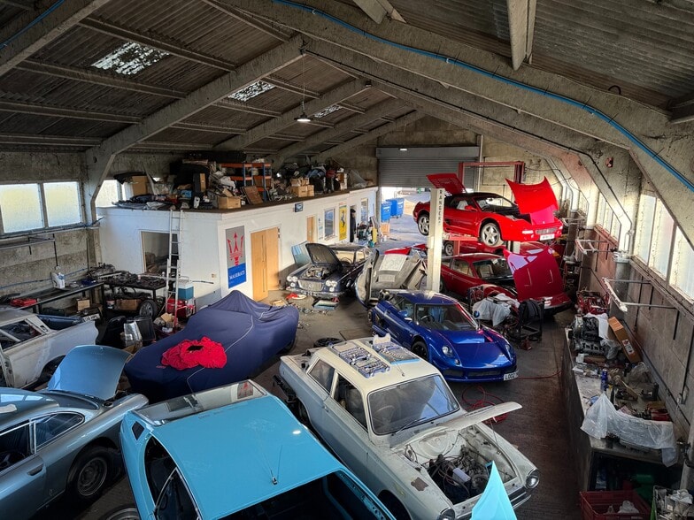 Unit 12 Ridge Farm, Horsham Road, Rowhook, Horsham à louer - Photo intérieure – Image 2 sur 4