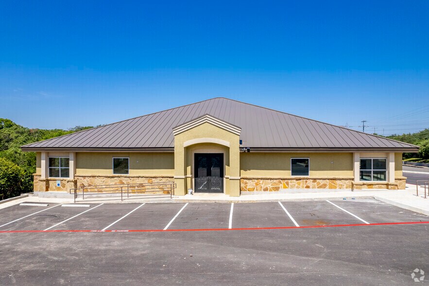 2130 Thousand Oaks Blvd, San Antonio, TX à vendre - Photo de l’immeuble – Image 3 sur 4