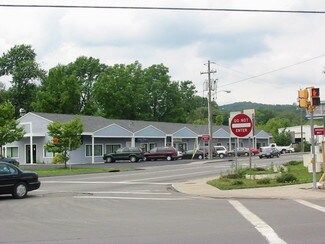 Plus de détails pour 220-228 S Fulton St, Ithaca, NY - Bureau/Local commercial à louer
