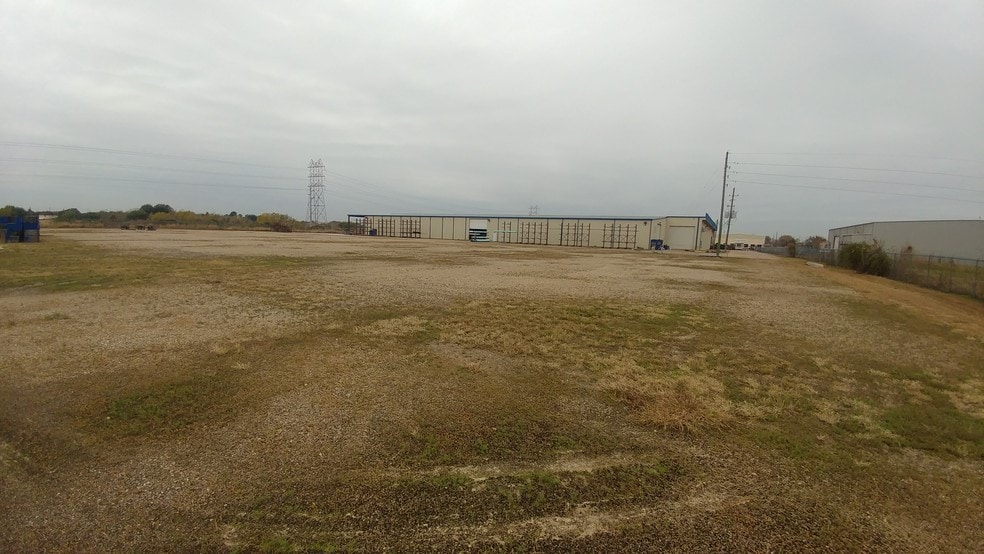 4433 South Dr, Houston, TX à louer - Photo de l’immeuble – Image 3 sur 27