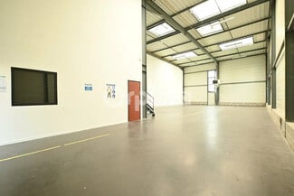 Plus de détails pour Bureau, Local d'activités à louer