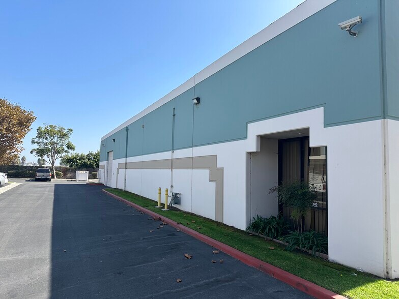 10742-10752 Noel St, Los Alamitos, CA à vendre - Photo de l’immeuble – Image 3 sur 22