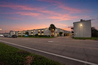 Plus de détails pour 8020 Stewart Rd, Galveston, TX - Logement à vendre