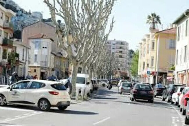 Plus de détails pour Local commercial à vendre