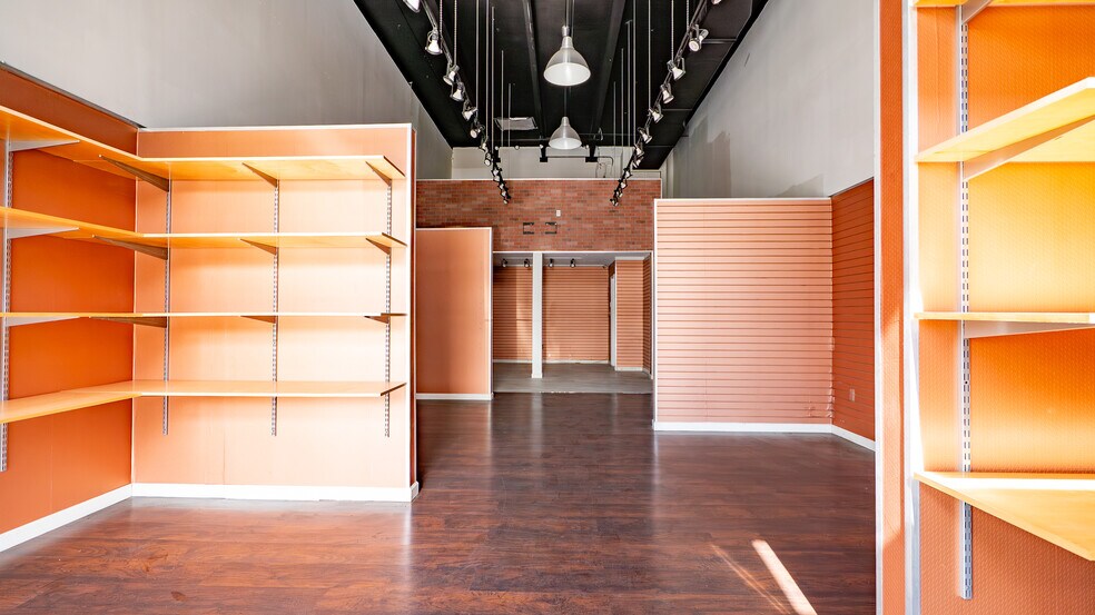 7101 N Miami Ave, Miami, FL à louer - Photo de l’immeuble – Image 3 sur 20