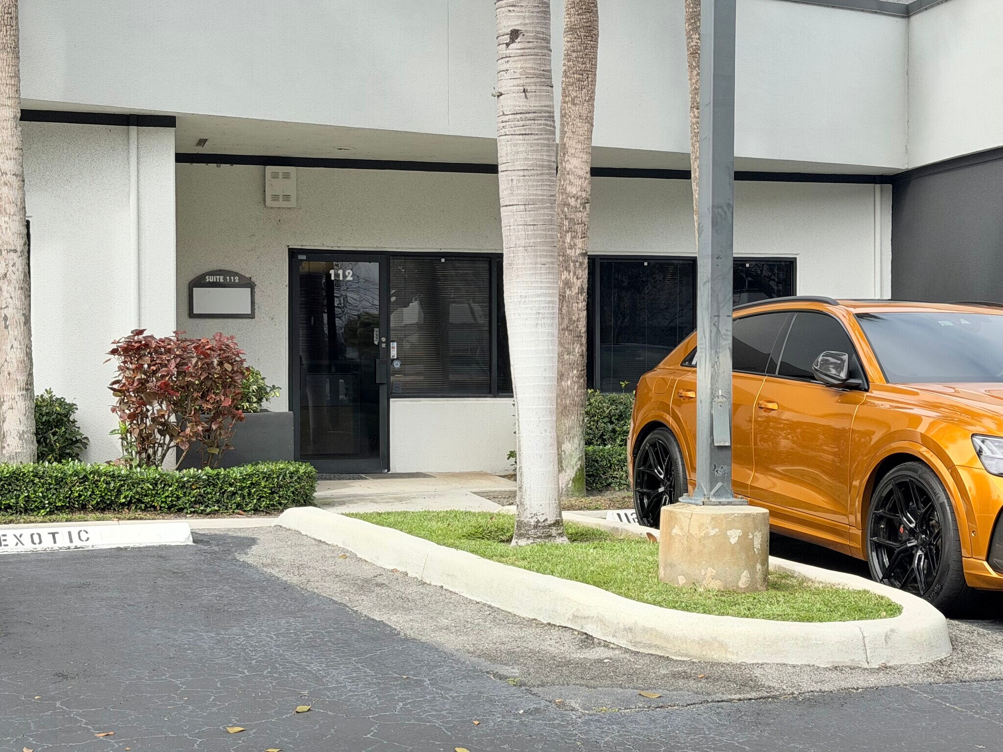 1239 E Newport Center Dr, Deerfield Beach, FL à vendre Photo principale– Image 1 sur 20