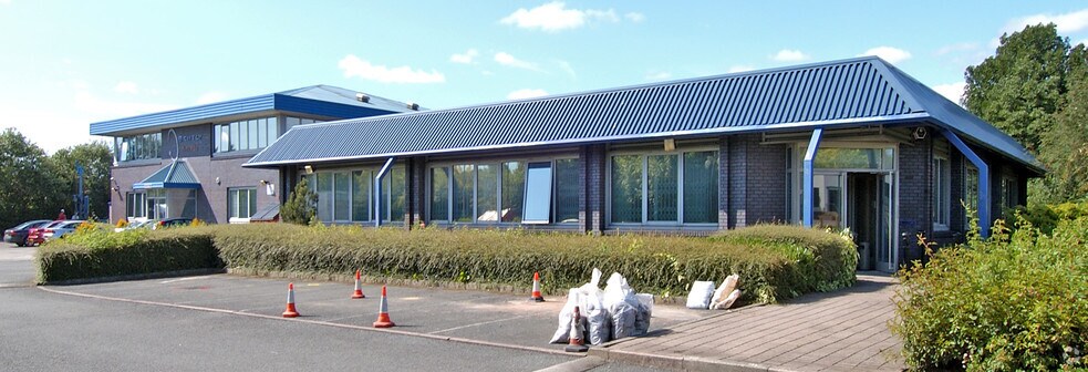 Kelvin Close, Warrington à louer - Photo de l’immeuble – Image 2 sur 2