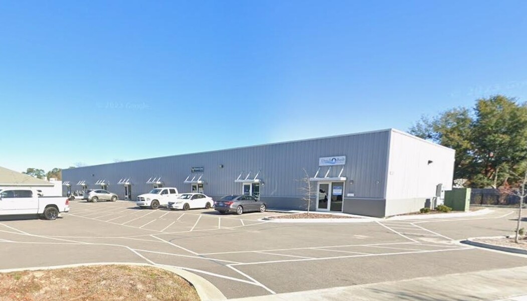 1324 Lake Park Blvd N, Carolina Beach, NC à louer Photo de l’immeuble– Image 1 sur 17