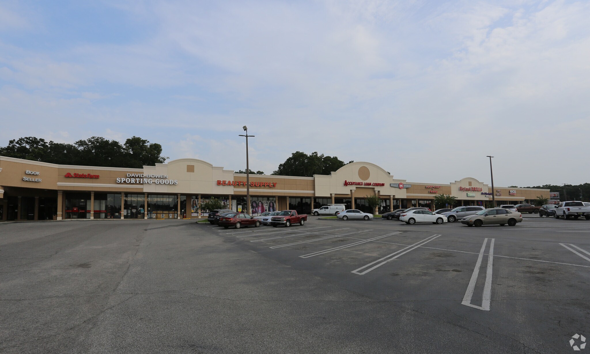 3968 Government Blvd, Mobile, AL à louer Photo principale– Image 1 sur 11