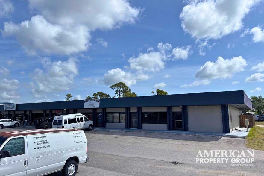 3285 Placida Rd, Englewood, FL à vendre - Photo de l’immeuble – Image 2 sur 5