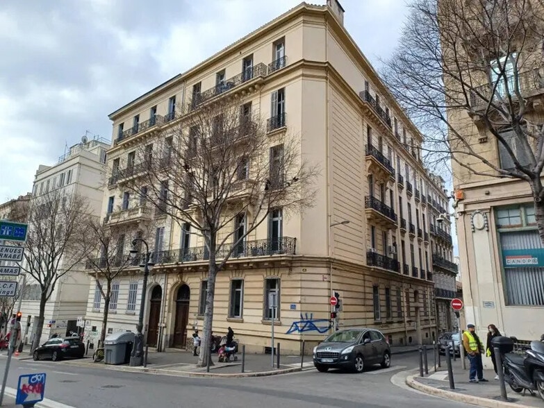 29 Boulevard D'Athenes, Marseille à louer - Photo de l’immeuble – Image 2 sur 17
