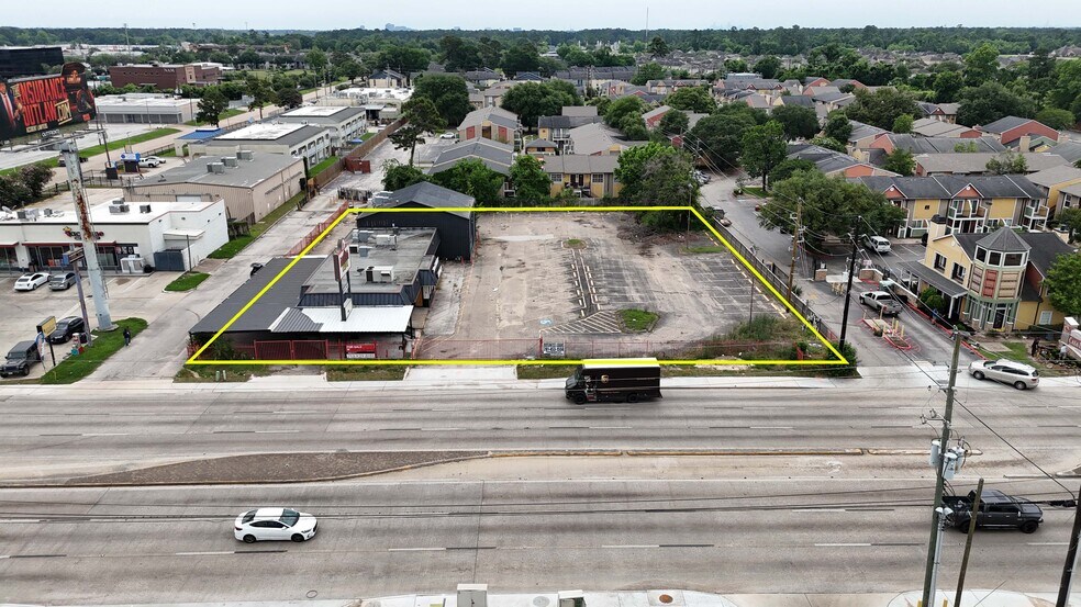2427 FM 1960 Rd W, Houston, TX à vendre - Photo de l’immeuble – Image 2 sur 13