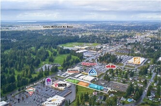 15413 1st Avenue Ct S, Tacoma, WA à louer Photo intérieure– Image 2 sur 21