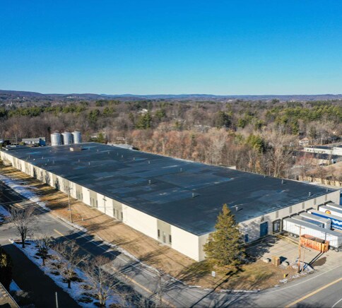 75 Jytek Dr, Leominster, MA à louer - Photo de l’immeuble – Image 1 sur 7