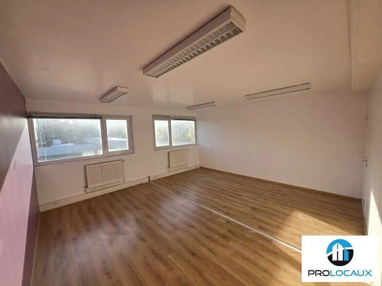 Bureau dans Amiens à louer - Photo intérieure – Image 2 sur 7