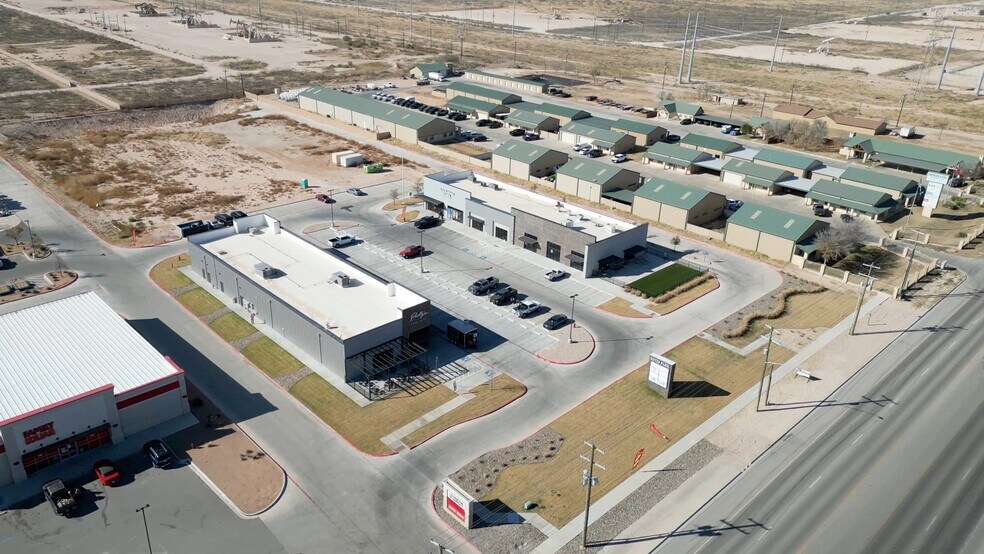 6409 N Big Spring St, Midland, TX à louer - Photo de l’immeuble – Image 2 sur 9