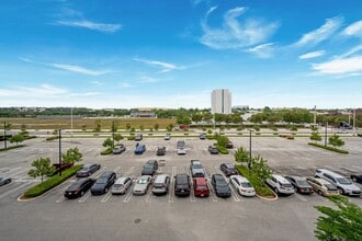 1695 NW 110th Ave, Miami, FL - VUE AÉRIENNE  vue de carte - Image1