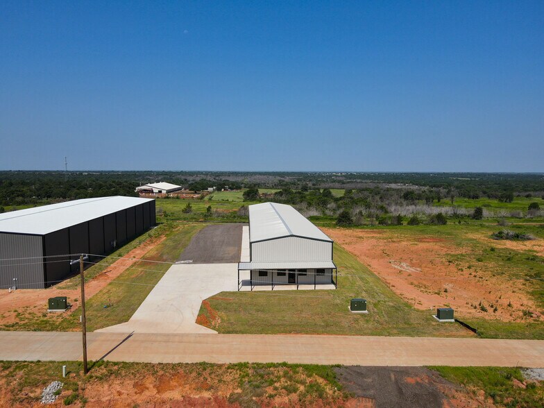 11535 Black Sand Drive, Edmond, OK à vendre - Photo de l’immeuble – Image 3 sur 17