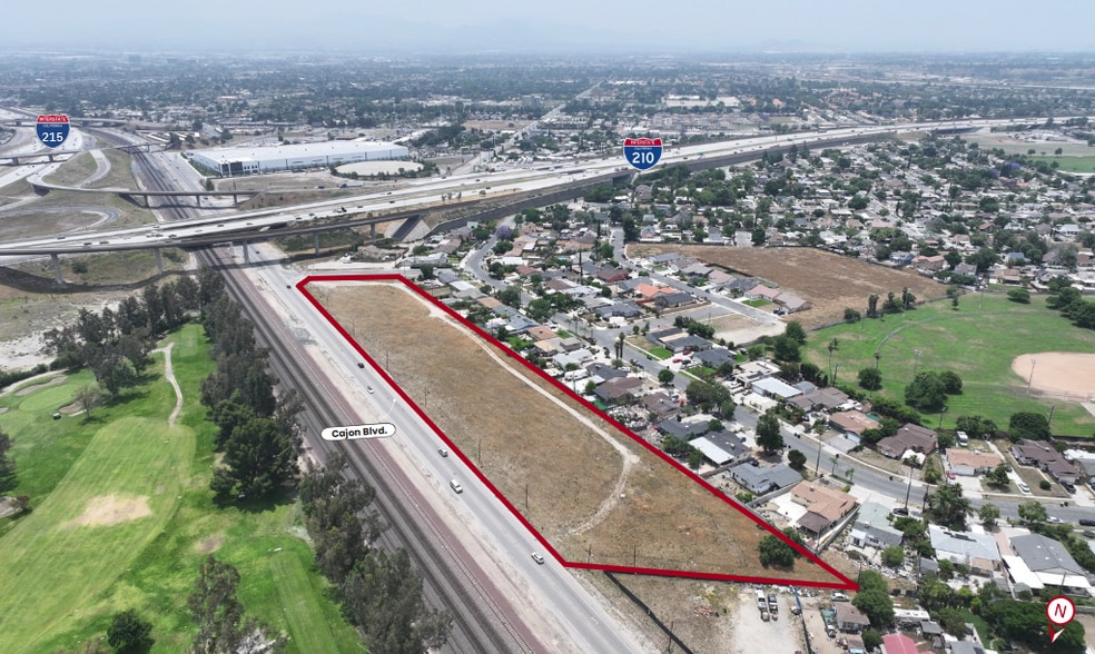 Cajon, San Bernardino, CA à vendre - Photo de l’immeuble – Image 3 sur 4