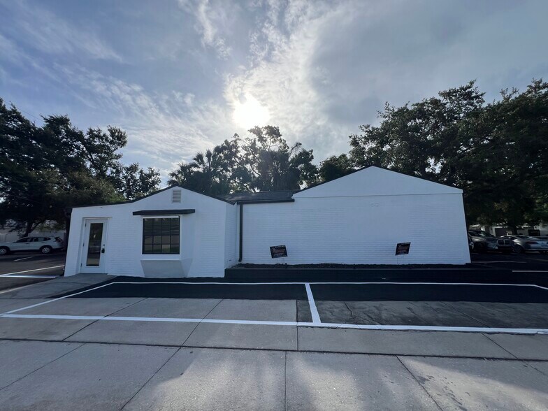 512 S Dale Mabry Hwy, Tampa, FL à vendre - Photo de l’immeuble – Image 2 sur 26