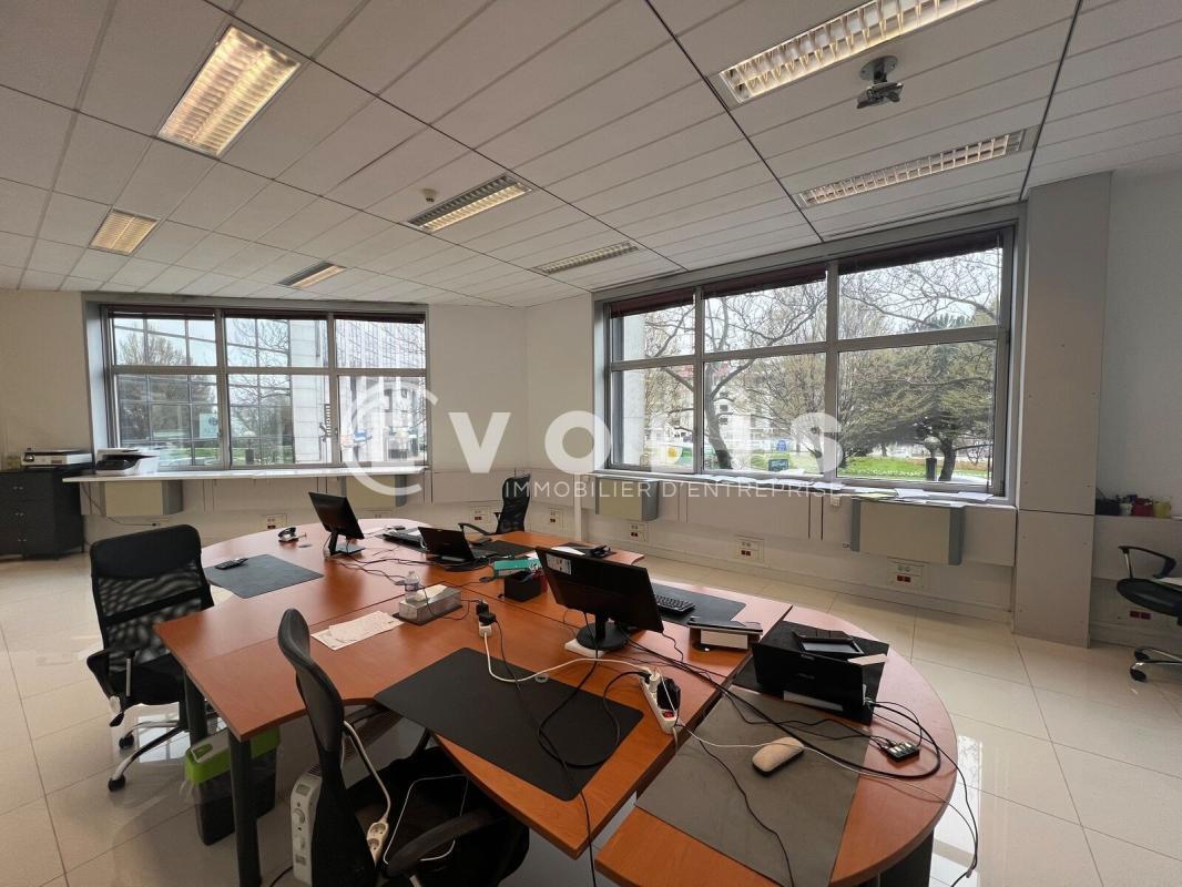 Bureau dans Noisy-le-Grand à vendre Photo intérieure– Image 1 sur 7