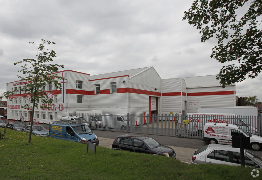 599-613 Princes Rd, Dartford à louer - Photo de l’immeuble – Image 2 sur 5