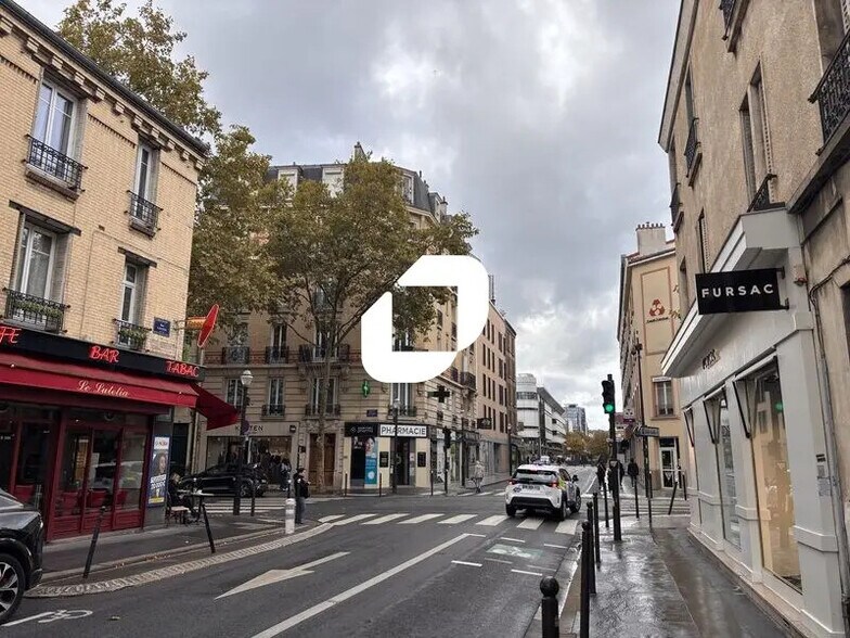 Bureau dans Boulogne-Billancourt à louer - Photo de l’immeuble – Image 1 sur 1