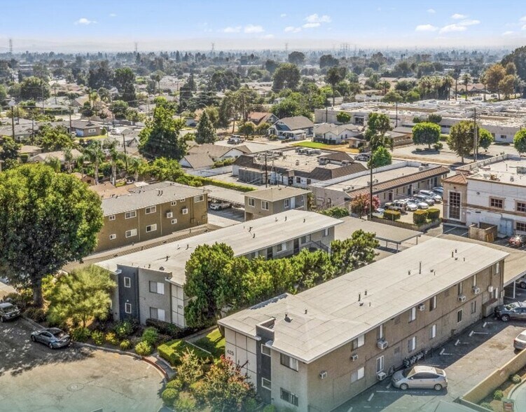 625-627 S Wabash Ave, Glendora, CA à vendre - Photo de l’immeuble – Image 2 sur 11