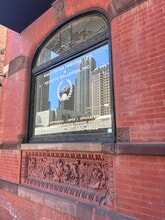 814 N State St, Chicago, IL à louer Photo intérieure– Image 2 sur 23