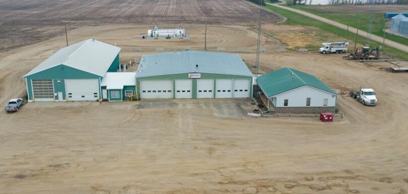 310 Williams Industrial Dr, Neilburg, SK à vendre Photo principale– Image 1 sur 49