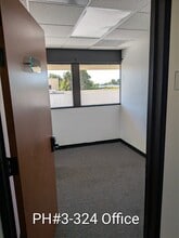 4701 Patrick Henry Dr, Santa Clara, CA à louer Photo intérieure– Image 1 sur 1