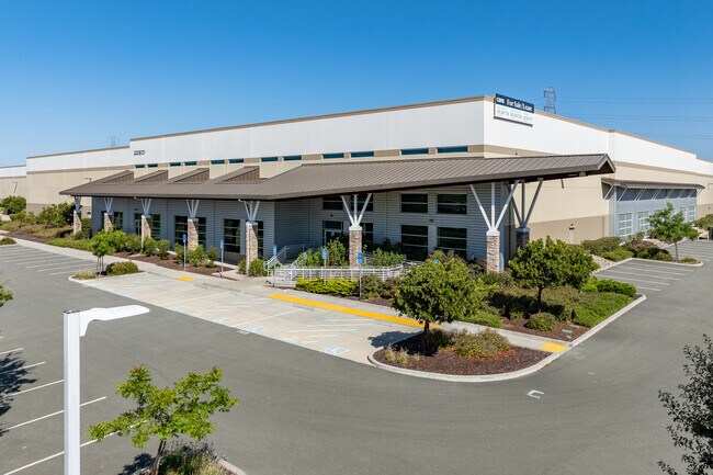 Plus de détails pour 22801 8th St E, Sonoma, CA - Industriel/Logistique à louer