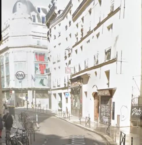 Local commercial dans Paris à louer - Photo de l’immeuble – Image 3 sur 4