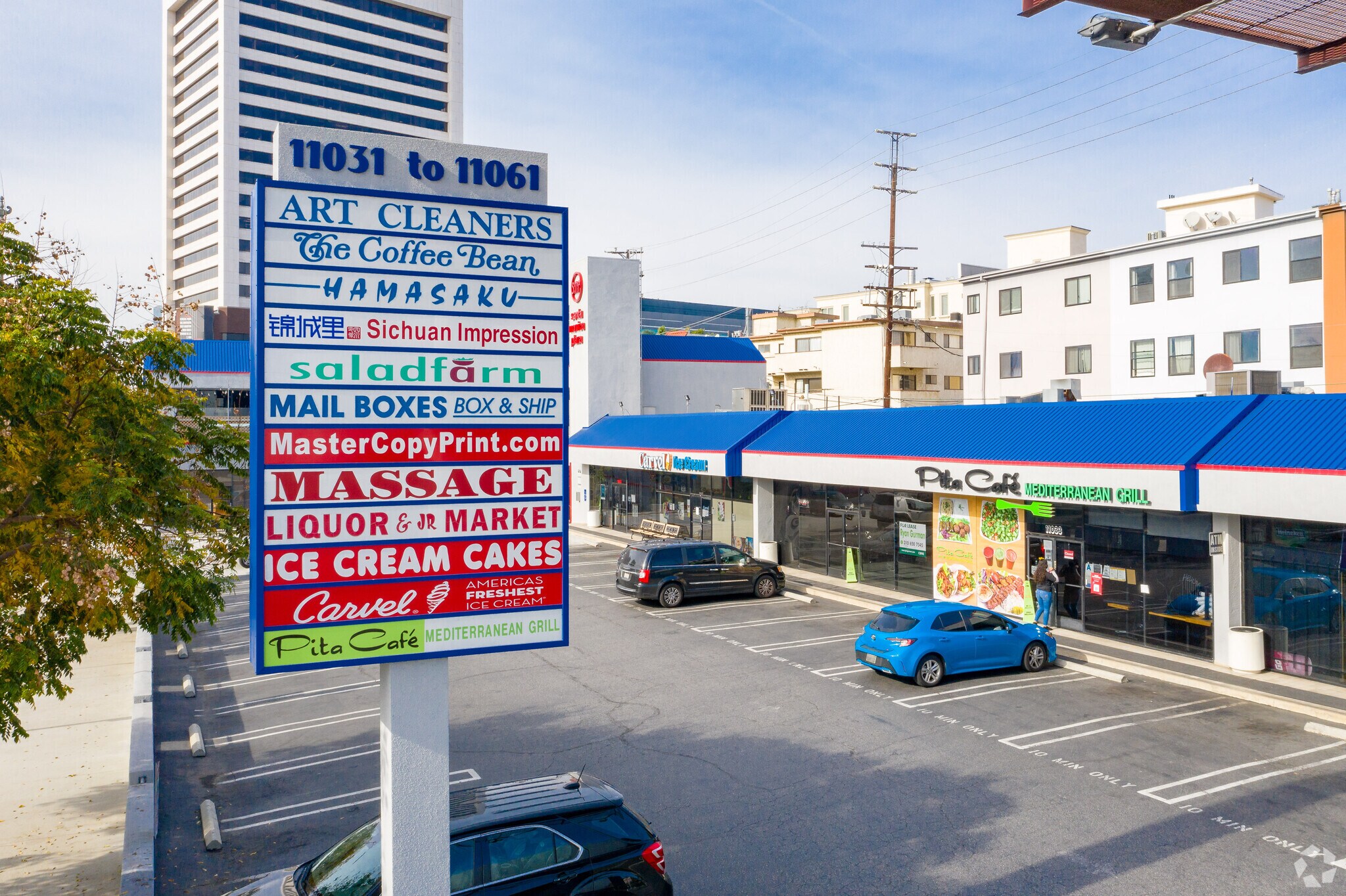 11031-11061 Santa Monica Blvd, Los Angeles, CA à louer Photo de l’immeuble– Image 1 sur 13