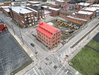 Plus de détails pour 160 N Main St, Mansfield, OH - Local d'activités à louer