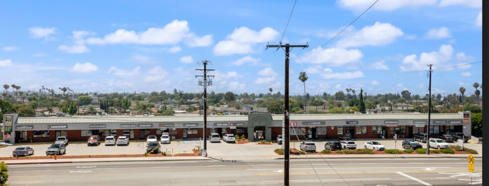 804-846 E Lincoln Ave, Orange, CA à vendre - Photo de l’immeuble – Image 1 sur 10
