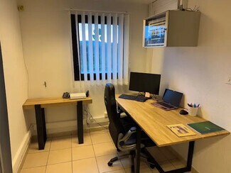 Plus de détails pour Bureau à louer