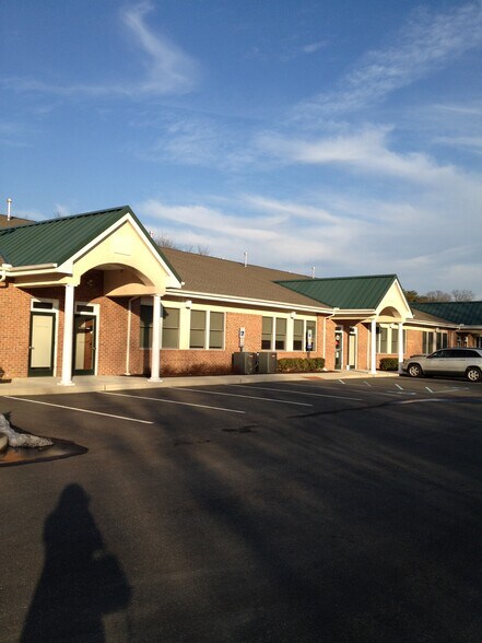 200 Creek Crossing Blvd, Hainesport, NJ à louer - Photo de l’immeuble – Image 2 sur 3