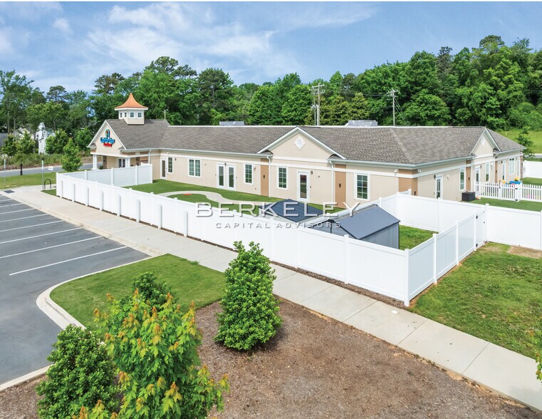 12830 Eastfield Rd, Huntersville, NC à vendre - Photo de l’immeuble – Image 3 sur 6