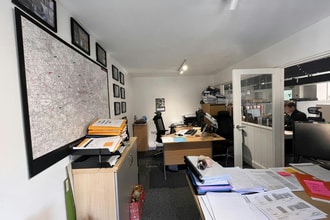 Latimer Rd, Latimer à louer Photo intérieure– Image 2 sur 3