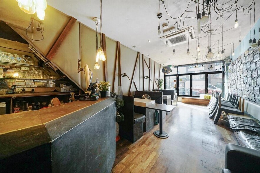 1030 Harrow Rd, Londres à louer - Photo intérieure – Image 2 sur 13
