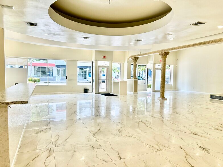 2029 Harrison St, Hollywood, FL à louer - Photo de l’immeuble – Image 3 sur 23
