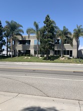 1650 Palma Dr, Ventura, CA à louer Photo de l’immeuble– Image 1 sur 13