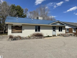 Plus de détails pour 1010 W Cedar St, Standish, MI - Bureau à vendre