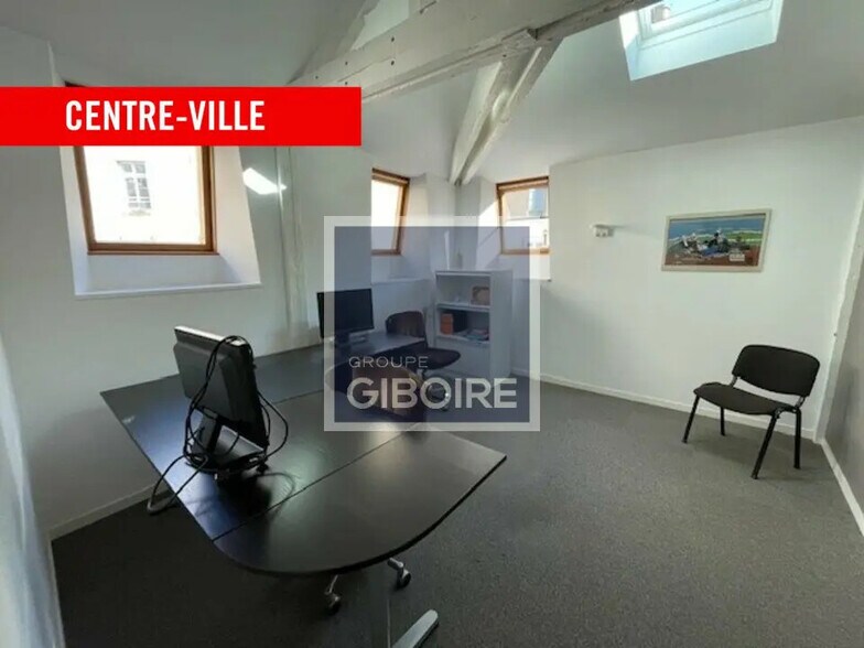 Bureau dans Rennes à louer - Photo de l’immeuble – Image 2 sur 5