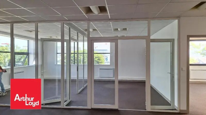Bureau dans Chartres à louer - Photo intérieure – Image 1 sur 4