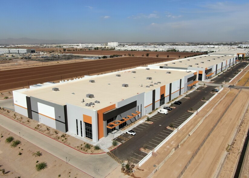 2150 S 91st Ave, Tolleson, AZ à louer - Photo de l’immeuble – Image 2 sur 10